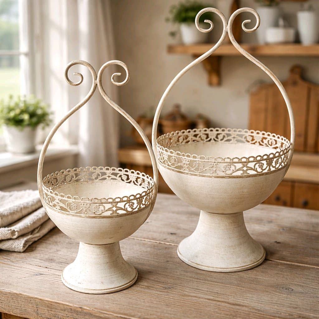 Ironcrest Planters Set of 2 19in and 15inH